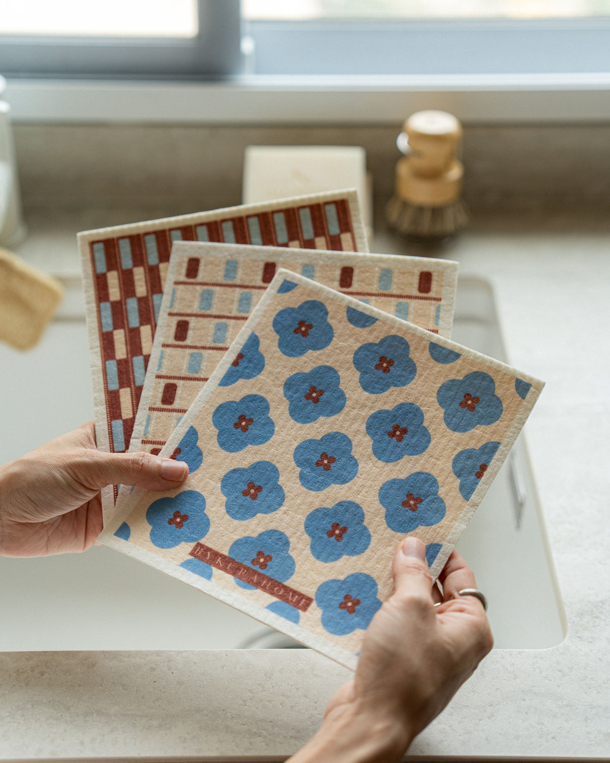 Uncommon Sponge Cloth