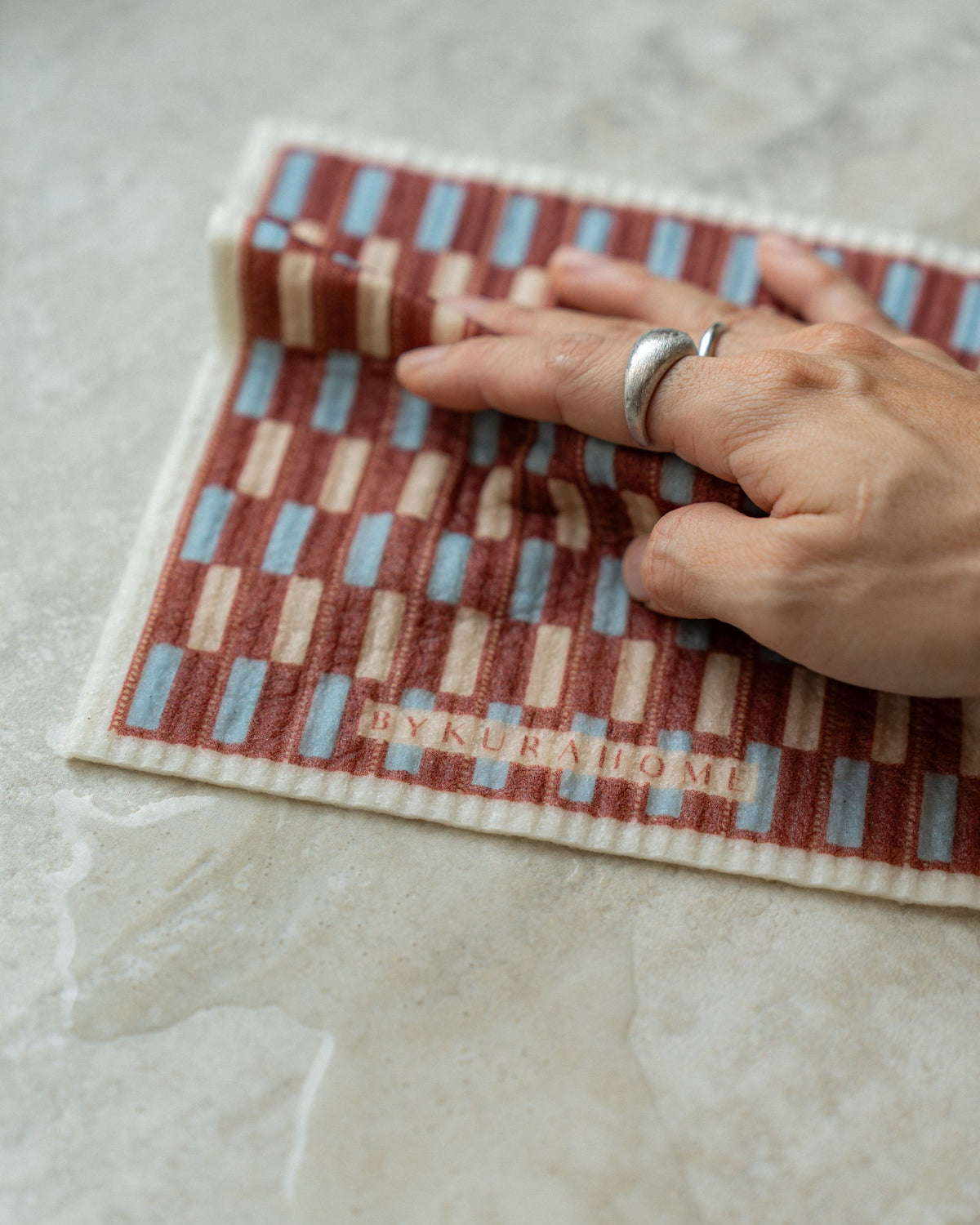 Uncommon Sponge Cloth