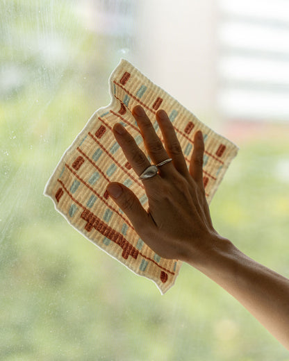 Uncommon Sponge Cloth