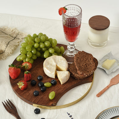Kai Round Serving Board with Handle