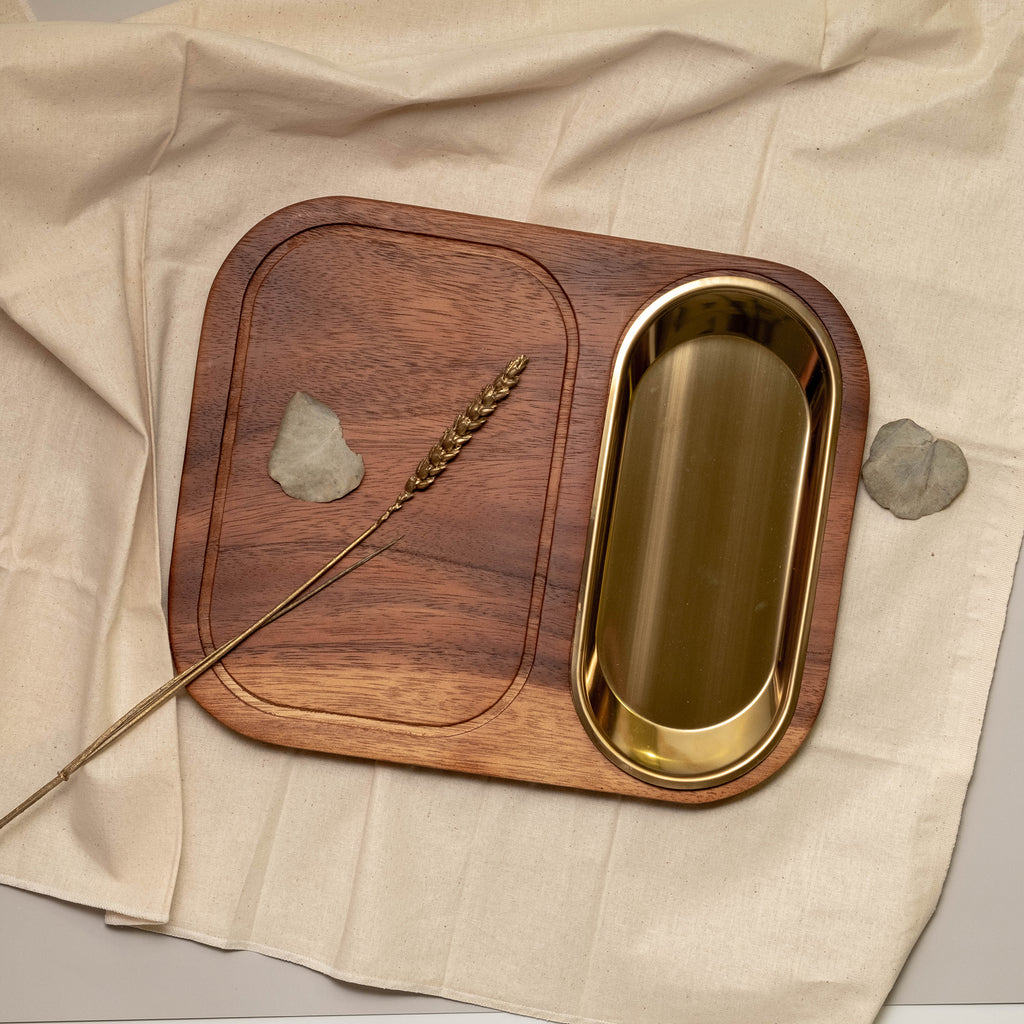 Kai Serving Board with Gold Plate